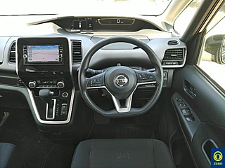 NISSAN SERENA 2018