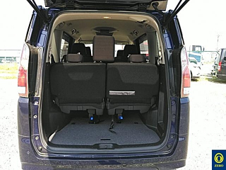 NISSAN SERENA 2018