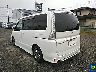 NISSAN SERENA 2009