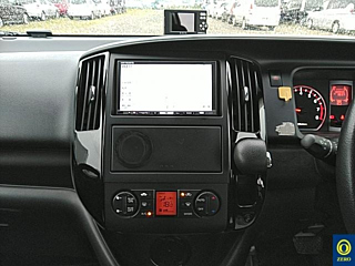NISSAN SERENA 2009