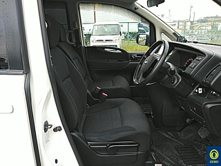 NISSAN SERENA 2009