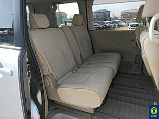NISSAN SERENA 2010