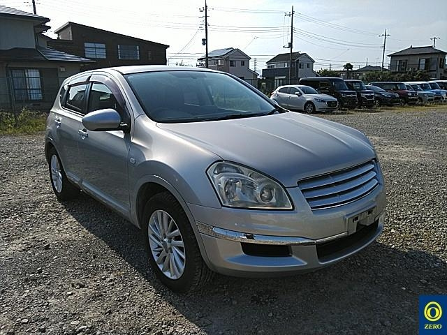 NISSAN DUALIS 2010