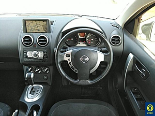 NISSAN DUALIS 2010