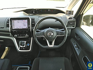 NISSAN SERENA 2019