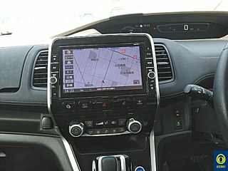 NISSAN SERENA 2019