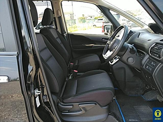 NISSAN SERENA 2019