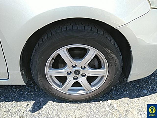 TOYOTA PRIUS ALPHA 2012