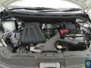 NISSAN TIIDA 2010