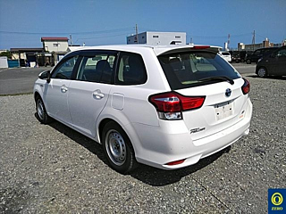 TOYOTA COROLLA FIELDER 2018