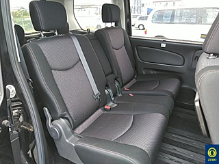 NISSAN SERENA 2013