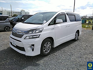 TOYOTA VELLFIRE 2013