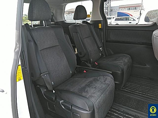 TOYOTA VELLFIRE 2013