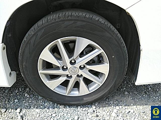 TOYOTA VELLFIRE 2013