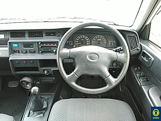 TOYOTA CROWN COMFORT 2012
