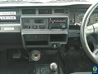 TOYOTA CROWN COMFORT 2012