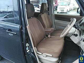 NISSAN ROOX 2012