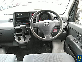 DAIHATSU HIJET VAN 2017
