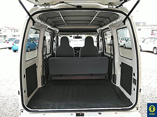 DAIHATSU HIJET VAN 2017
