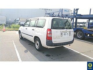 TOYOTA SUCCEED 2013