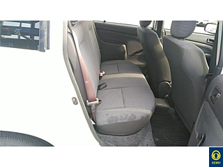 TOYOTA SUCCEED 2013