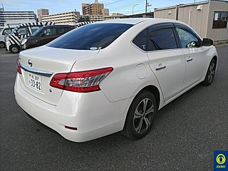 NISSAN SYLPHY 2015