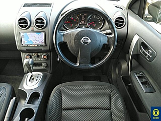 NISSAN DUALIS 2013