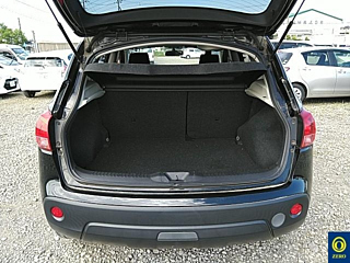NISSAN DUALIS 2013
