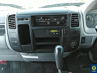 TOYOTA DYNA 2015