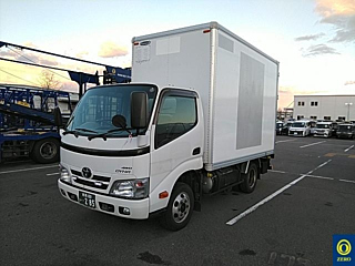 TOYOTA DYNA 2015
