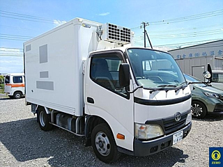 TOYOTA DYNA 2010