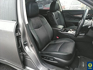 NISSAN FUGA 2014