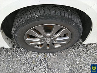 TOYOTA VOXY 2012