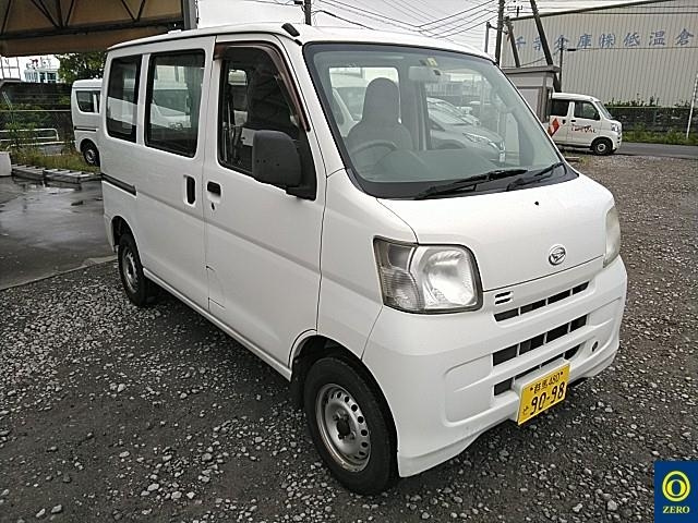 DAIHATSU HIJET VAN 2013
