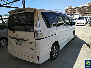 NISSAN SERENA 2013