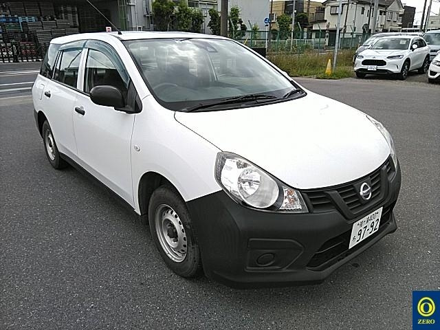 NISSAN AD 2018