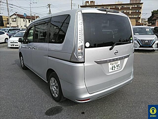 NISSAN SERENA 2015