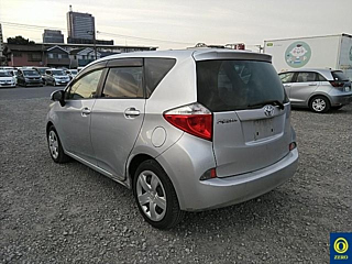 TOYOTA RACTIS 2012