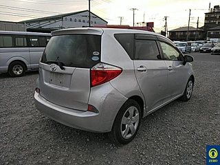 TOYOTA RACTIS 2012