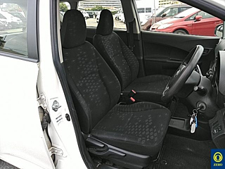 TOYOTA RACTIS 2013