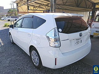 TOYOTA PRIUS ALPHA 2014