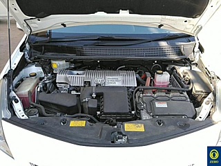 TOYOTA PRIUS ALPHA 2014