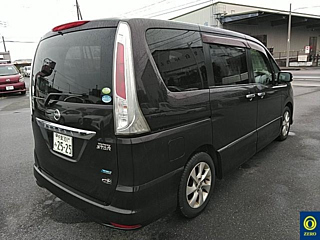 NISSAN SERENA 2011