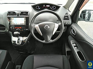 NISSAN SERENA 2011
