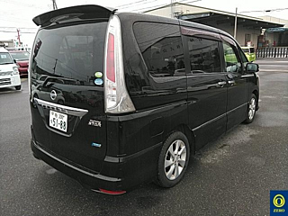 NISSAN SERENA 2011
