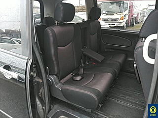 NISSAN SERENA 2011