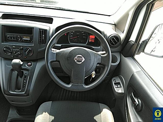 NISSAN NV200 2017