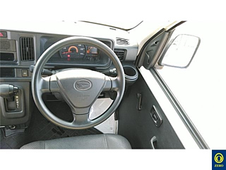 DAIHATSU HIJET VAN 2018