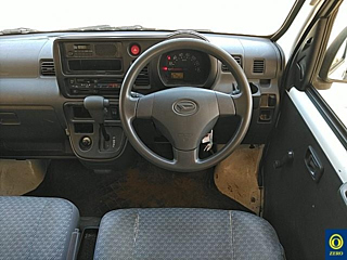 DAIHATSU HIJET VAN 2017