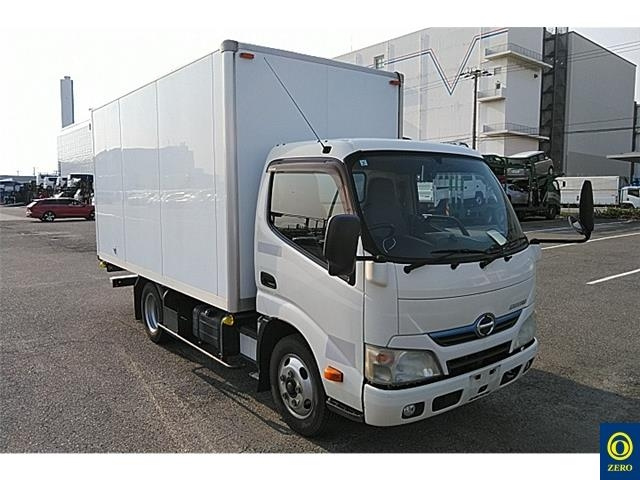 HINO DUTRO 2014